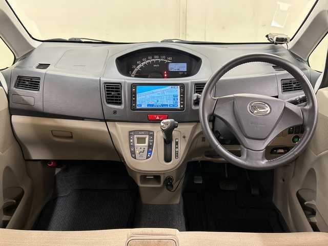 ダイハツ ムーヴ X リミテッド 道央・札幌 2011(平23)年 11.4万km ブラックマイカメタリック 4WD//純正ナビ//ドアバイザー//プッシュスタート//スマートキー//アイドリングストップ//ＥＴＣ//ドライブレコーダー//オートエアコン//パワーウィンド