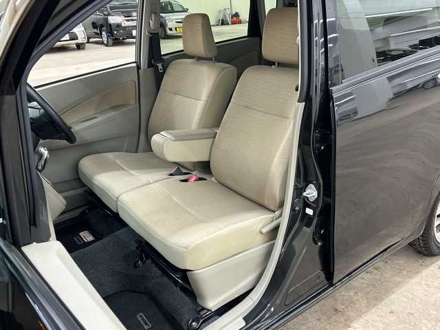 ダイハツ ムーヴ X リミテッド 道央・札幌 2011(平23)年 11.4万km ブラックマイカメタリック 4WD//純正ナビ//ドアバイザー//プッシュスタート//スマートキー//アイドリングストップ//ＥＴＣ//ドライブレコーダー//オートエアコン//パワーウィンド