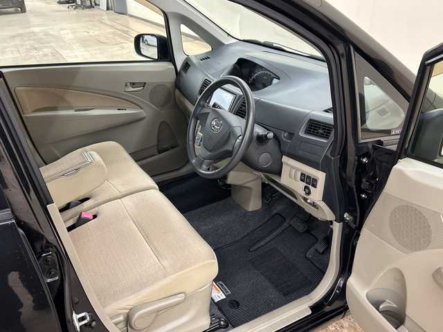 ダイハツ ムーヴ X リミテッド 道央・札幌 2011(平23)年 11.4万km ブラックマイカメタリック 4WD//純正ナビ//ドアバイザー//プッシュスタート//スマートキー//アイドリングストップ//ＥＴＣ//ドライブレコーダー//オートエアコン//パワーウィンド