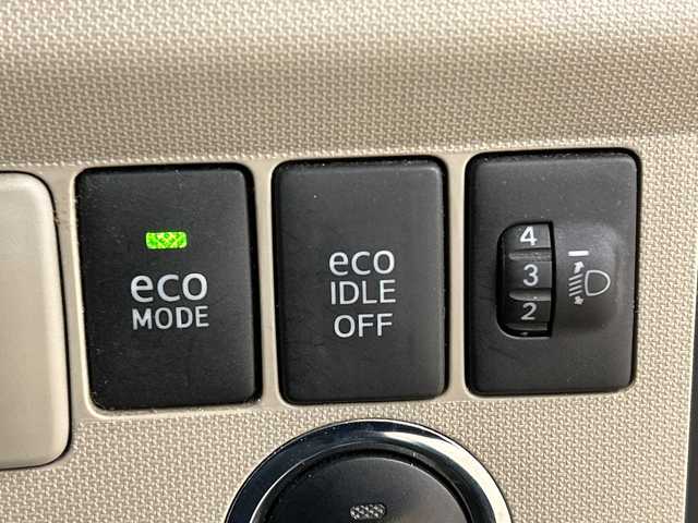 ダイハツ ムーヴ X リミテッド 道央・札幌 2011(平23)年 11.4万km ブラックマイカメタリック 4WD//純正ナビ//ドアバイザー//プッシュスタート//スマートキー//アイドリングストップ//ＥＴＣ//ドライブレコーダー//オートエアコン//パワーウィンド