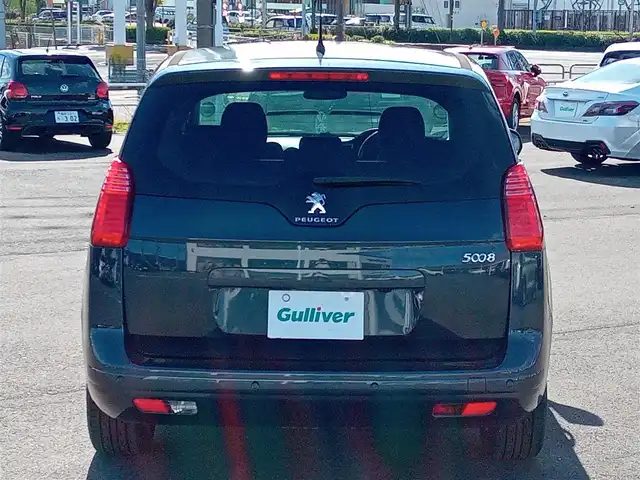 プジョー ５００８ プレミアム 福井県 2014(平26)年 1.5万km 紺Ｍ 社外SDナビ（CN-R300D）/・（フルセグTV/CD/DVD/Bluetooth）/バックカメラ/横滑り防止装置/コーナーセンサー/サイド・カーテンエアバッグ/ETC/オートライト/純正16インチAW/純正フロアマット/リモコンキー