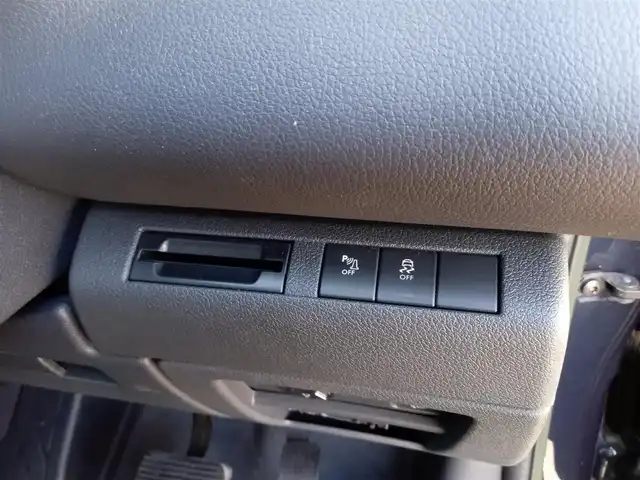 プジョー ５００８ プレミアム 福井県 2014(平26)年 1.5万km 紺Ｍ 社外SDナビ（CN-R300D）/・（フルセグTV/CD/DVD/Bluetooth）/バックカメラ/横滑り防止装置/コーナーセンサー/サイド・カーテンエアバッグ/ETC/オートライト/純正16インチAW/純正フロアマット/リモコンキー