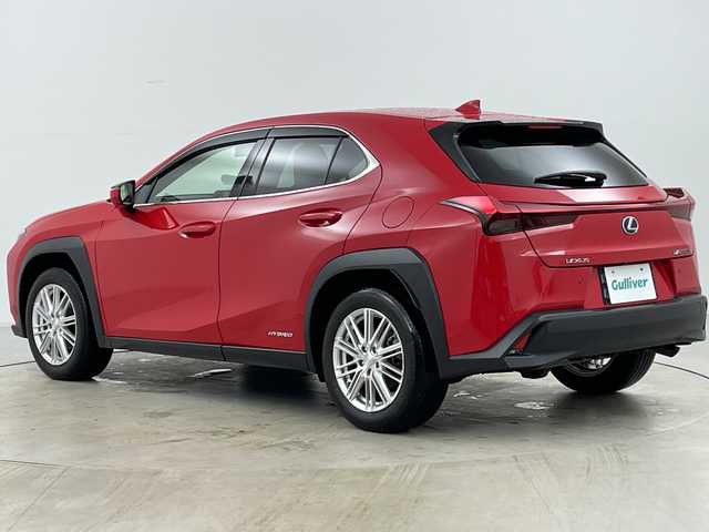 レクサス ＵＸ 250h バージョンC 道央・札幌 2020(令2)年 2.4万km マダーレッド ・4WD/・純正ナビ&CD&BT&TV&Miracast/・全方位カメラ/・パワーバックドア/・衝突軽減ブレーキ/・レーダークルーズコントロール/・黒レザーシート/・前席シートヒーター/・ステアリングヒーター/・前席パワーシート/・ドアミラーヒーター/・AC100V/・ビルトインETC/・TVキャンセラー/・クリアランスソナー/・LEDヘッドライト/・スマートキー/・スペアキー/・社外17インチAW/・純正AW付スタッドレス積載