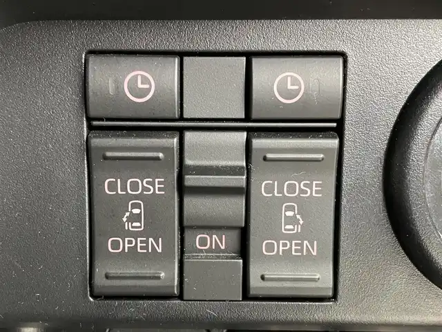 トヨタ ルーミー カスタムG－T 埼玉県 2020(令2)年 3.3万km ブラックマイカメタリック/パールホワイト2トーン 純正９型ナビ　ＢＴ　全方位　温シート　両側電動　オートハイビーム　コーナーセンサー　レーダークルーズコントロール　レーダークルーズコントロール　純正１５インチアルミホイール　衝突軽減システム