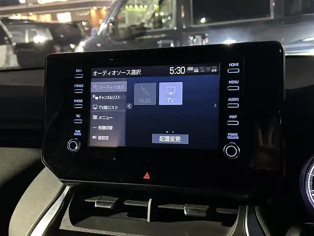 トヨタ ハリアー S 広島県 2021(令3)年 4万km ホワイトパールクリスタルシャイン ワンオーナー/純正メーカーOPナビ/【AM/FM/フルセグTV/Bluetooth】/バックカメラ/ETC/衝突被害軽減ブレーキ/横滑り防止装置/盗難防止装置/電動パーキング/オートブレーキホールド/レーダークルーズコントロール/コーナーセンサー/LEDヘッドライト/オートライト/オートマチックハイビーム/プッシュスタート/スペアキー/スマートキー/純正17インチアルミホイール/純正フロアマット/保証書/取扱説明書