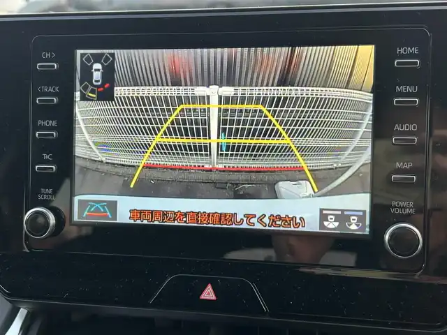 トヨタ ハリアー S 広島県 2021(令3)年 4万km ホワイトパールクリスタルシャイン ワンオーナー/純正メーカーOPナビ/【AM/FM/フルセグTV/Bluetooth】/バックカメラ/ETC/衝突被害軽減ブレーキ/横滑り防止装置/盗難防止装置/電動パーキング/オートブレーキホールド/レーダークルーズコントロール/コーナーセンサー/LEDヘッドライト/オートライト/オートマチックハイビーム/プッシュスタート/スペアキー/スマートキー/純正17インチアルミホイール/純正フロアマット/保証書/取扱説明書