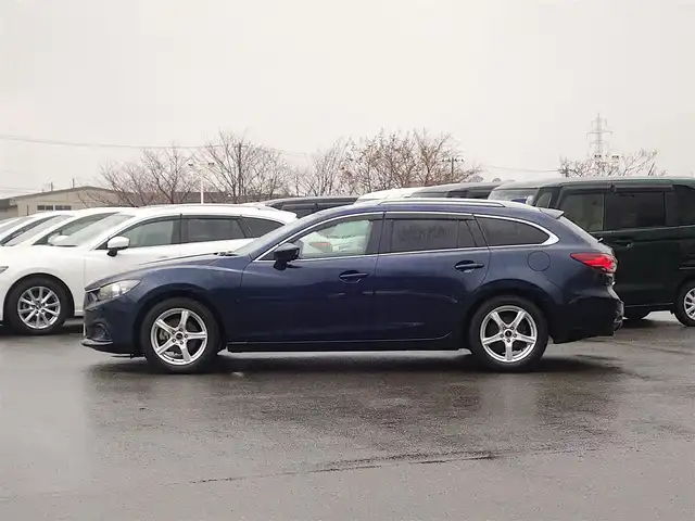 マツダ アテンザ ワゴン XD Lパッケージ 山形県 2013(平25)年 11.6万km ディープクリスタルブルーマイカ 6MT/ディーゼルターボ/衝突被害軽減システム/SDナビ/　　【CD DVD BT フルセグ USB AUX MSV】/バックカメラ/レーダークルーズコントロール/HIDオートヘッドライト/レザーシート/シートヒーター/パワーシート/17インチアルミホイール/アイドリングストップ/ステアリングスイッチ/電動格納ウィンカーミラー/ブライドスッポトモニター/フォグランプ/スマートキー/ETC