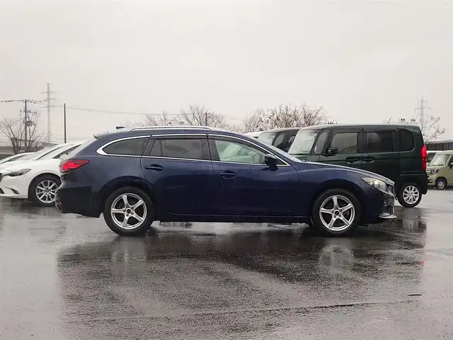 マツダ アテンザ ワゴン XD Lパッケージ 山形県 2013(平25)年 11.6万km ディープクリスタルブルーマイカ 6MT/ディーゼルターボ/衝突被害軽減システム/SDナビ/　　【CD DVD BT フルセグ USB AUX MSV】/バックカメラ/レーダークルーズコントロール/HIDオートヘッドライト/レザーシート/シートヒーター/パワーシート/17インチアルミホイール/アイドリングストップ/ステアリングスイッチ/電動格納ウィンカーミラー/ブライドスッポトモニター/フォグランプ/スマートキー/ETC