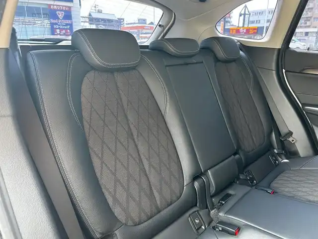 ＢＭＷ Ｘ１ xDrive 18d xライン 富山県 2020(令2)年 5万km パール ハーフレザーシート　/純正ナビ　/Bluetooth接続/アドブルー/バックカメラ　/ＡＣＣ　/衝突軽減Ｂ　/前後コーナーセンサー/レーンディパチャーＷ　/パーキングアシスト　/コンフォートアクセス　/アンビエントライト　/前席パワーシート　/パワーバックＤ　/純正１８ＡＷ