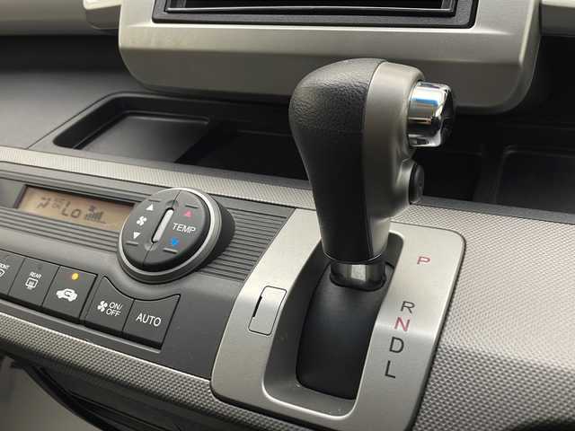 ホンダ フリード ハイブリット ジャストセレクション 宮崎県 2012(平24)年 4.8万km ポリッシュドメタルメタリック 禁煙車/社外オーディオ/（DEH-470）/純正エアロ/純正ルーフエンドスポイラー/純正キセノンオートライト/左側電動スライドドア/クルーズコントロール/オートエアコン/リアプライバシーガラス/電動格納ミラー/取扱い説明書