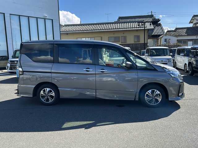 日産 セレナ e－パワー HWS V アーバンクロム 岐阜県 2021(令3)年 1.2万km グレー 純正10インチナビ/アラウンドビューモニター/両側パワースライドドア/インテリジェントルームミラー/エマージェンシーブレーキ　/プロパイロット/TV/ドライブレコーダー/シートヒーター/プッシュスタート/電動格納ミラー