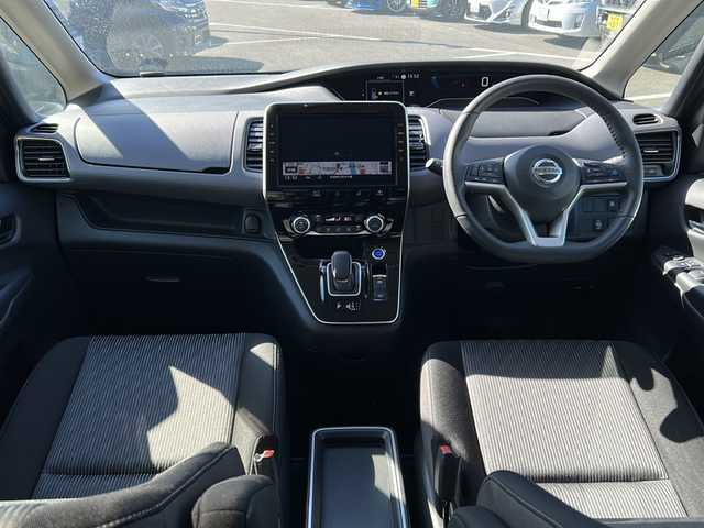 日産 セレナ e－パワー ハイウェイスター V 岐阜県 2021(令3)年 1.2万km グレー ドライブレコーダー/純正10インチナビ/アラウンドビューモニター/両側パワースライドドア/インテリジェントルームミラー/エマージェンシーブレーキ　/プロパイロット/コーナーセンサー/TV/シートヒーター/プッシュスタート/電動格納ミラー/Wエアバッグ/盗難防止装置/ABS/衝突被害軽減システム/横滑り防止装置