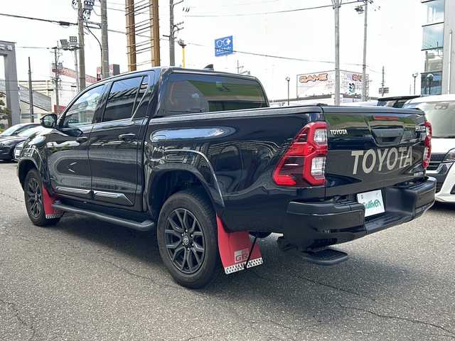トヨタ ハイラックス Z GRスポーツ 福井県 2022(令4)年 2.9万km アティチュードブラックマイカ ワンオーナー/GRサイドステップ/GRマッドフラップ/純正ベッドライナー/社外トノカバー/社外マフラー/バグガード/純正ボディサイドモールディング/リアゲートダンパー/前後ドライブレコーダー/社外マフラー/社外アンダーガード/プッシュスタート/LEDヘッドライト/フォグランプ/オートライト/純正ナビ/AM/FM/BT/USB/全方位カメラ/社外サブウーファー/トヨタセーフティーセンス/レーダークルーズコントロール/パドルシフト/ETC2.0/スマートキー×2/ハーフレザーシート/運転席パワーシート/取扱説明書・保証書あり