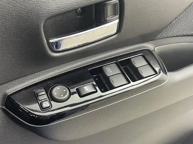 日産 ルークス ハイウェイスター X 大分県 2024(令6)年 0.2万km オーシャンブルーP エマージェンシーブレーキ/車線逸脱警報/インテリジェントルームミラー/アラウンドビューモニター/純正9型ナビ　型式：MM223D-L/【フルセグTV、AM/FM、BT対応】/ステアリングスイッチ/両側電動スライドドア/サーキュレーター/ETC/アイドリングストップ/横滑り防止装置/電動格納ミラー/純正フロアマット/オートライト/LEDヘッドライト/フォグランプ/純正14インチアルミホイール/コーナーセンサー