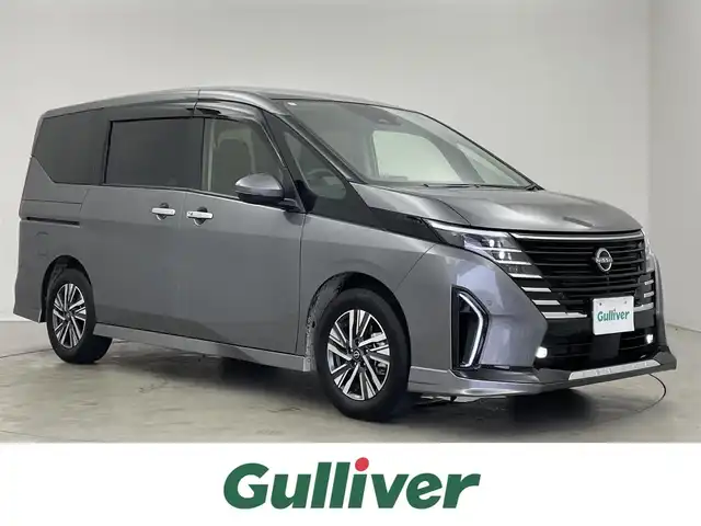 日産 セレナ ハイウェイスター V 埼玉県 2024(令6)年 1.1万km ダークメタルグレー 純正エアロ　純正１２．３インチナビ　フリップダウン　アラウンドビュー　ＢＳＩ　プロパイロット　ステアリングヒーター　シートヒーター　ワイヤレス充電　デジタルミラー　電動パワスラ　ハンズフリー　ビルトインＥＴＣ２．０　地デジTV