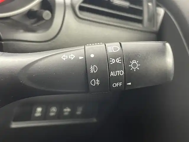 スズキ スイフト HYBRID RS 茨城県 2017(平29)年 3.1万km バーニングレッドPM 純正8型ナビ/全方位カメラ/フルセグ/衝突被害軽減ブレーキ/車線逸脱抑制装置/レーダークルーズコントロール/オートマチックハイビーム/ETC/ドラレコ/シートヒーター/純正16インチAW/LEDヘッドライト/スマートキー