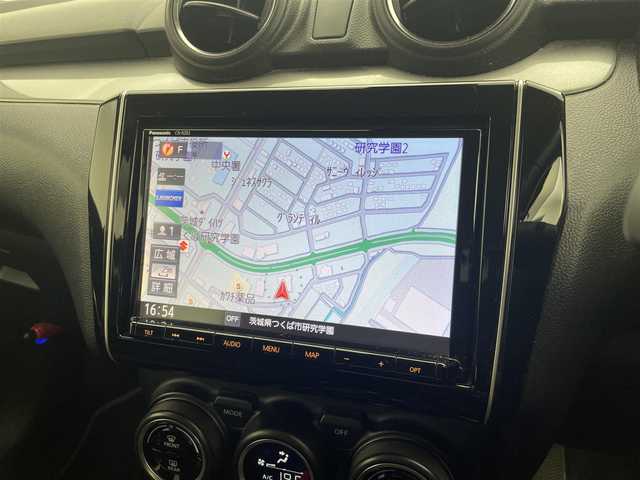 スズキ スイフト HYBRID RS 茨城県 2017(平29)年 3.1万km バーニングレッドPM 純正8型ナビ/全方位カメラ/フルセグ/衝突被害軽減ブレーキ/車線逸脱抑制装置/レーダークルーズコントロール/オートマチックハイビーム/ETC/ドラレコ/シートヒーター/純正16インチAW/LEDヘッドライト/スマートキー