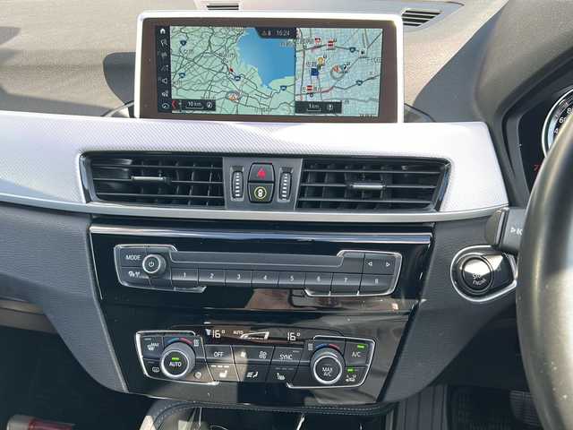 ＢＭＷ Ｘ１ sDrive 18i Mスポーツ 佐賀県 2019(令1)年 5.1万km アルピンホワイトⅢ 純正ナビ/Bluetooth/USB/ワンオーナー/バックカメラ/クルーズコントロール/衝突軽減システム/レーンアシスト/LEDオートライト/オートエアコン/パワーシート/シートメモリ/ヒートシーター/クリアランスソナー/MTモード付AT/アイドリングストップ/ETC/プッシュスタート/ステアリングスイッチ/電格ウィンカーミラー/保証書/取扱説明書/記録簿(R2/3/4/6)