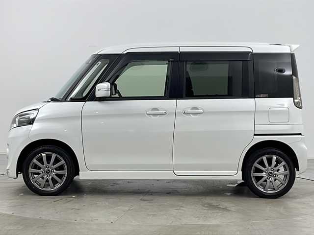スズキ スペーシア カスタム XS リミテッド 道央・札幌 2015(平27)年 3.9万km クリスタルホワイトP ・4WD/・寒冷地仕様/・純正ナビ&CD&AUX&ワンセグ/・両側パワースライドドア/・衝突軽減ブレーキ/・前席シートヒーター/・ドアミラーヒーター/・ステアリングスイッチ/・ベンチシート/・HIDヘッドライト/・フォグランプ/・社外AW付スタッドレス積載