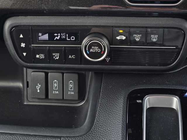 ホンダ Ｎ ＢＯＸ カスタム G L ホンダセンシング 大阪府 2018(平30)年 7.7万km プラチナホワイトパール ”(株)IDOMが運営する【じしゃロン堺店】の自社ローン専用車両になります。/こちらは現金またはオートローンご利用時の価格です。自社ローンご希望の方は別途その旨お申付け下さい”
