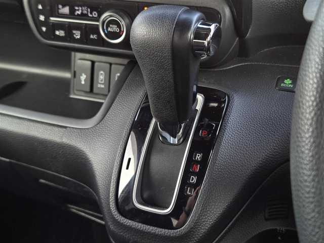 ホンダ Ｎ ＢＯＸ カスタム G L ホンダセンシング 大阪府 2018(平30)年 7.7万km プラチナホワイトパール ”(株)IDOMが運営する【じしゃロン堺店】の自社ローン専用車両になります。/こちらは現金またはオートローンご利用時の価格です。自社ローンご希望の方は別途その旨お申付け下さい”