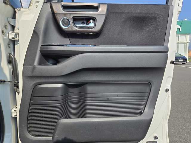 ホンダ Ｎ ＢＯＸ カスタム G L ホンダセンシング 大阪府 2018(平30)年 7.7万km プラチナホワイトパール ”(株)IDOMが運営する【じしゃロン堺店】の自社ローン専用車両になります。/こちらは現金またはオートローンご利用時の価格です。自社ローンご希望の方は別途その旨お申付け下さい”