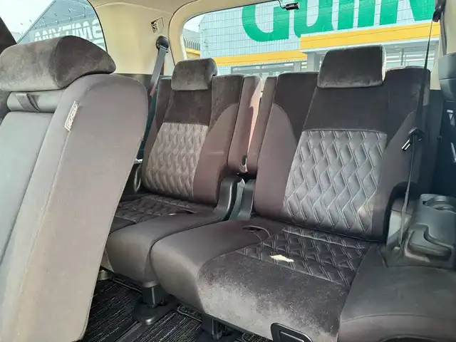 トヨタ アルファード S 滋賀県 2019(令1)年 4万km パール アルパイン11インチBIGX /　フルセグ Bluetooth CD DVD SD AM FM/バックカメラ/フロントカメラ/サイドカメラ/アルパインフリップダウンモニター/ドライブレコーダー前後/ETC/スペアタイヤ/Toyota Safety Sense /プリクラッシュセーフティ/レーントレーシングアシスト［LTA］/レーダークルーズコントロール/ロードサインアシスト［RSA］/オートマチックハイビーム［AHB］/先行車発進告知機能［TMN］/インテリジェントクリアランスソナー/ドライブスタートコントロール/片側パワースライドドア/純正フロアマット/純正ドアバイザー/純正18インチアルミ