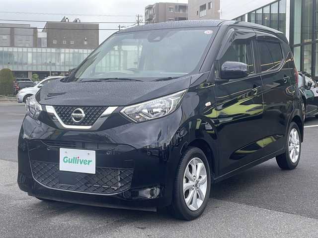 日産 デイズ X 長野県 2020(令2)年 5.1万km ブラック 日産純正メモリナビ【MJ120D-W】/FM・AM・DVD・CD・フルセグTV・USB/Bluetooth Audio/バックカメラ/純正14インチアルミホイール/前後コーナーセンサー/衝突被害軽減ブレーキ/オートマチックハイビーム/オートライト/純正フロアマット/ドアバイザー/プッシュスタート/スマートキー/スペアキー/取扱説明書/保証書/ETC