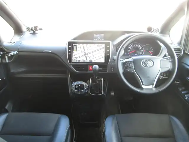 トヨタ ノア Si ダブルバイビーⅡ 千葉県 2020(令2)年 4.6万km ブラック ワンオーナー/純正10型SDナビ、フルセグTV(キャンセラー有)/バックカメラ/純正オーディオ【DVD/CD/BT/SD】/純正12.1型後席フリップダウンモニター/Toyota Safety Sense/モデリスタフロントエアロ/モデリスタ18インチアルミホイール/両側パワースライドドア/バックドアイージークローザー/LEDヘッドライト&LEDフォグランプ/クルーズコントロール/クリアランスソナー/LDA(レーンディパーチャーアラート)/ハーフレザーシート/社外前後ドライブレコーダー/社外ツィーター/ビルトインETC2.0/スペアキー/取扱説明書/ナビ取扱説明書/新車時保証書/整備記録簿(R3/R4/R5)