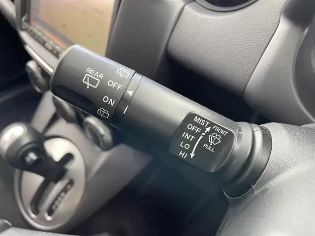 マツダ デミオ 13－スカイアクティブ 愛知県 2013(平25)年 3.7万km クリスタルホワイトパールマイカ ／禁煙車/／Clarion製ＨＤＤナビ(MAX670)/／ＣＤ　ＤＶＤ　ＨＤＤ　地デジ/／バックカメラ/／ETC/／リモコンキー/／純正フロアマット/／純正ドアバイザー/／電動格納ウインカーミラー/／アイドリングストップ/／取扱説明書/／ステアリングボタン