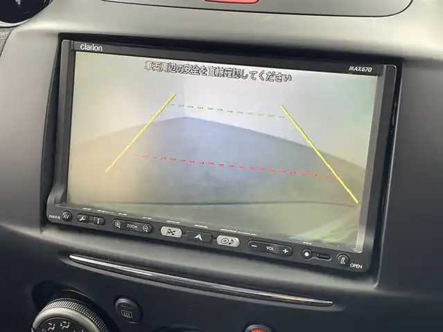 マツダ デミオ 13－スカイアクティブ 愛知県 2013(平25)年 3.7万km クリスタルホワイトパールマイカ ／禁煙車/／Clarion製ＨＤＤナビ(MAX670)/／ＣＤ　ＤＶＤ　ＨＤＤ　地デジ/／バックカメラ/／ETC/／リモコンキー/／純正フロアマット/／純正ドアバイザー/／電動格納ウインカーミラー/／アイドリングストップ/／取扱説明書/／ステアリングボタン