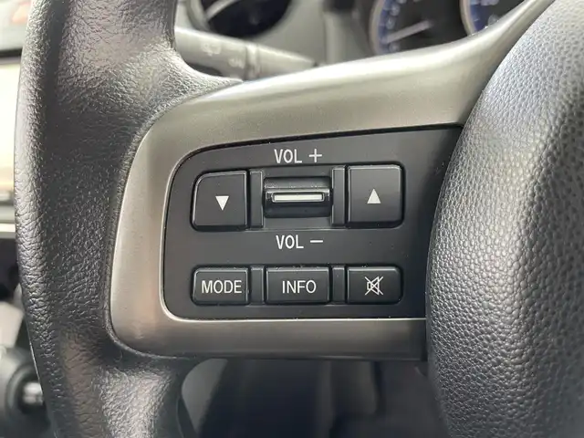 マツダ デミオ 13－スカイアクティブ 愛知県 2013(平25)年 3.7万km クリスタルホワイトパールマイカ ／禁煙車/／Clarion製ＨＤＤナビ(MAX670)/／ＣＤ　ＤＶＤ　ＨＤＤ　地デジ/／バックカメラ/／ETC/／リモコンキー/／純正フロアマット/／純正ドアバイザー/／電動格納ウインカーミラー/／アイドリングストップ/／取扱説明書/／ステアリングボタン