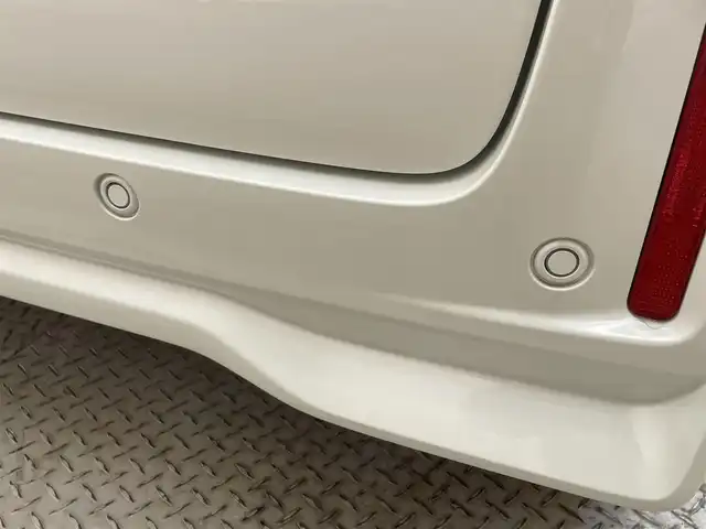 スズキ スペーシア カスタム HYBRID XS 岩手県 2024(令6)年 0.1万km ピュアホワイトパール/ブラック2トーン ４WD/オプション ブラック2トーンルーフ/スリムサーキュレーター/ロールサンシェード/前席シートヒーター/ステアリングヒーター/マルチユースフラップ/両側パワースライドドア/スズキセーフティサポート/デュアルセンサーブレーキサポートII/車線逸脱抑制機能/アダプティブクルーズコントロール/車線維持支援機能/誤発進抑制機能/標識認識機能/先行車発信お知らせ機能/リヤパーキングセンサー/ハイビームアシスト/横滑り防止装置/アイドリングストップ/LEDヘッドライト/純正１５インチアルミホイール