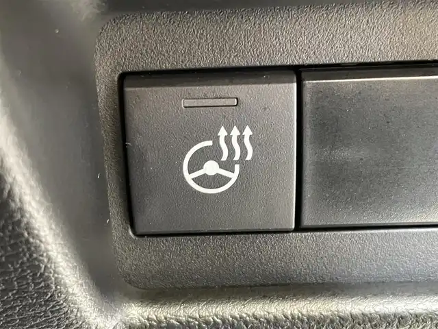 スズキ スペーシア カスタム HYBRID XS 岩手県 2024(令6)年 0.1万km ピュアホワイトパール/ブラック2トーン ４WD/オプション ブラック2トーンルーフ/スリムサーキュレーター/ロールサンシェード/前席シートヒーター/ステアリングヒーター/マルチユースフラップ/両側パワースライドドア/スズキセーフティサポート/デュアルセンサーブレーキサポートII/車線逸脱抑制機能/アダプティブクルーズコントロール/車線維持支援機能/誤発進抑制機能/標識認識機能/先行車発信お知らせ機能/リヤパーキングセンサー/ハイビームアシスト/横滑り防止装置/アイドリングストップ/LEDヘッドライト/純正１５インチアルミホイール