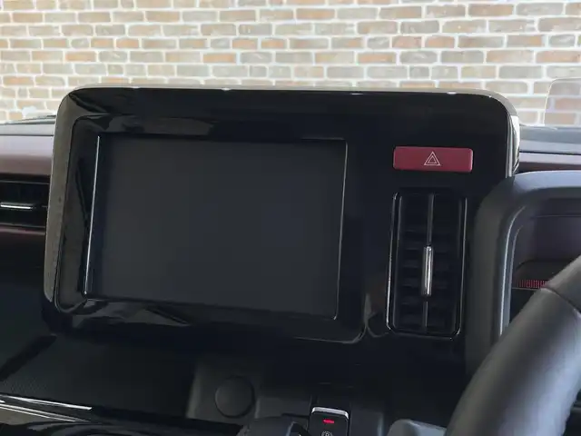 スズキ スペーシア カスタム HYBRID XS 岩手県 2024(令6)年 0.1万km ピュアホワイトパール/ブラック2トーン ４WD/オプション ブラック2トーンルーフ/スリムサーキュレーター/ロールサンシェード/前席シートヒーター/ステアリングヒーター/マルチユースフラップ/両側パワースライドドア/スズキセーフティサポート/デュアルセンサーブレーキサポートII/車線逸脱抑制機能/アダプティブクルーズコントロール/車線維持支援機能/誤発進抑制機能/標識認識機能/先行車発信お知らせ機能/リヤパーキングセンサー/ハイビームアシスト/横滑り防止装置/アイドリングストップ/LEDヘッドライト/純正１５インチアルミホイール