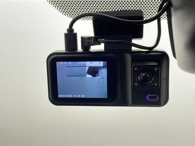 トヨタ ヴォクシー ZS 煌Ⅱ 茨城県 2017(平29)年 6.9万km ブラッキッシュアゲハガラスフレーク 純正１０型ナビ　フルセグＴＶ　バックモニター　衝突軽減ブレーキ　両側電動スライドドア　ＬＥＤライト　ＬＥＤフォグランプ　ＥＴＣ　ドライブレコーダー　スマートキー　横滑り防止装置　純正アルミホイール