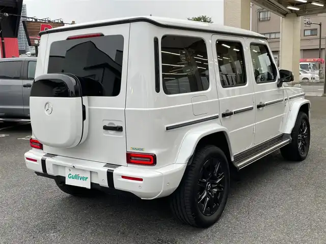 メルセデス・ベンツ ゲレンデヴァーゲン Ｇ５８０ ウィズ EQ テクノロジー ED1 神奈川県 2024(令6)年 1.2万km パール ワンオーナー/ラグジュアリーパッケージ/サンルーフ/ブルメスターサウンド/AMGライン/アダプティブダンピング/グレー/黒革シート/カーボンインテリアパネル/レーダーセーフティパッケージ/レーダークルーズコントロール/衝突軽減ブレーキ/LKA/BSM/AMG20インチAW/LEDヘッドライト/コーナーセンサー/純正メモリーナビ・地デジTV/純正USB/BT再生/360°カメラ/ETC2.0/ワイヤレス充電/前席パワーシート/全席シートヒーター/前席シートヒーター/ドリンクホルダー(保冷・保温機能)/パドルシフト/プッシュスタート/スマートキー×2/R7年ディーラー整備記録/保証書・取説あり