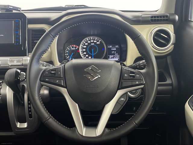 スズキ クロスビー HYBRID MZ 秋田県 2024(令6)年 3.2万km タフカーキパールメタリック/ホワイト2トーン ４WD/純正ナビ(Bluetooth/CD/ワンセグ)/バックカメラ/前席シートヒーター/ETC/レーンキープアシスト/クルーズコントロール/クリアランスソナー/アイドリングストップ/後方コーナーセンサー/衝突被害軽減システム/ダウンヒルアシストコントロール/革巻きステアリング/純正AW/オートライト/LEDヘッドライト/スマートキー