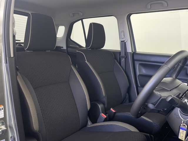 スズキ クロスビー HYBRID MZ 秋田県 2024(令6)年 3.2万km タフカーキパールメタリック/ホワイト2トーン ４WD/純正ナビ(Bluetooth/CD/ワンセグ)/バックカメラ/前席シートヒーター/ETC/レーンキープアシスト/クルーズコントロール/クリアランスソナー/アイドリングストップ/後方コーナーセンサー/衝突被害軽減システム/ダウンヒルアシストコントロール/革巻きステアリング/純正AW/オートライト/LEDヘッドライト/スマートキー