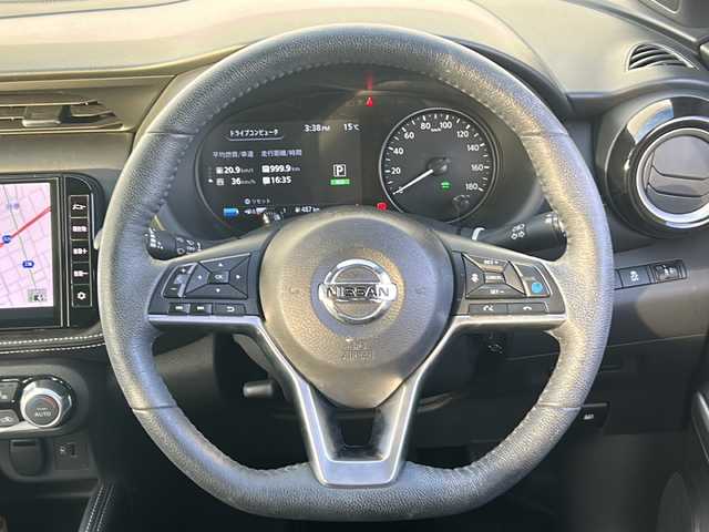 日産 キックス X 茨城県 2021(令3)年 6.4万km ダークブルー 純正メモリナビ/(地デジTV・CD・DVD・BT・ラジオ再生)/レーダークルーズコントロール/レーンアシスト/衝突軽減ブレーキ/コーナーセンサー/ハーフレザーシート/シートヒーター/アラウンドビューモニター/ビルトインETC/オートライト/LEDヘッドライト/純正17inアルミホイール/スマートキー/アイドリングストップ