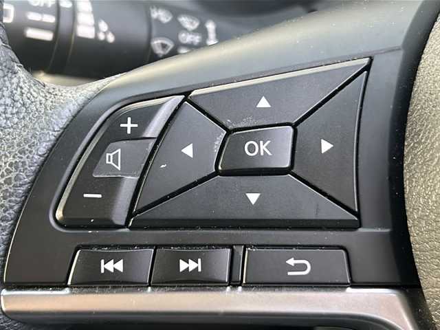 日産 キックス X 茨城県 2021(令3)年 6.4万km ダークブルー 純正メモリナビ/(地デジTV・CD・DVD・BT・ラジオ再生)/レーダークルーズコントロール/レーンアシスト/衝突軽減ブレーキ/コーナーセンサー/ハーフレザーシート/シートヒーター/アラウンドビューモニター/ビルトインETC/オートライト/LEDヘッドライト/純正17inアルミホイール/スマートキー/アイドリングストップ