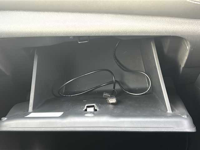 日産 キックス X 茨城県 2021(令3)年 6.4万km ダークブルー 純正9インチメモリナビ/(地デジTV・CD・DVD・BT・ラジオ再生)/アラウンドビューモニター/プロパイロット/レーンアシスト/衝突軽減ブレーキ/コーナーセンサー/ハーフレザーシート/シートヒーター/ビルトインETC/オートライト/LEDヘッドライト/純正17inアルミホイール/寒冷地仕様/スマートキー×2/アイドリングストップ