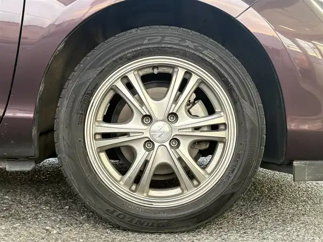 トヨタ アクア G 埼玉県 2014(平26)年 13.6万km ディープアメジストマイカメタリック ・ディーラー点検記録複数年有/・純正ナビTV　DVD　SD　BT　/・バックカメラ　/・ETC　/・ドライブレコーダー　/・社外15インチアルミ　/・オートライト　/・HIDヘットライト　/・スマートキー×２/・プッシュスタート/・保証書/・取説