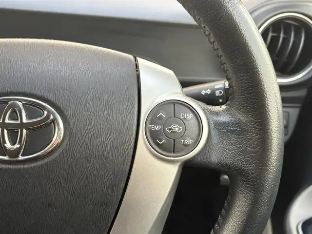 トヨタ アクア G 埼玉県 2014(平26)年 13.6万km ディープアメジストマイカメタリック ・ディーラー点検記録複数年有/・純正ナビTV　DVD　SD　BT　/・バックカメラ　/・ETC　/・ドライブレコーダー　/・社外15インチアルミ　/・オートライト　/・HIDヘットライト　/・スマートキー×２/・プッシュスタート/・保証書/・取説