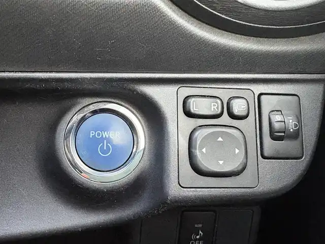 トヨタ アクア G 埼玉県 2014(平26)年 13.6万km ディープアメジストマイカメタリック ・ディーラー点検記録複数年有/・純正ナビTV　DVD　SD　BT　/・バックカメラ　/・ETC　/・ドライブレコーダー　/・社外15インチアルミ　/・オートライト　/・HIDヘットライト　/・スマートキー×２/・プッシュスタート/・保証書/・取説