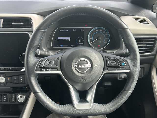 日産 リーフ e+ G 沖縄県 2021(令3)年 8.3万km スーパーブラック