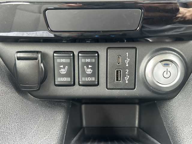 日産 リーフ e+ G 沖縄県 2021(令3)年 8.3万km スーパーブラック