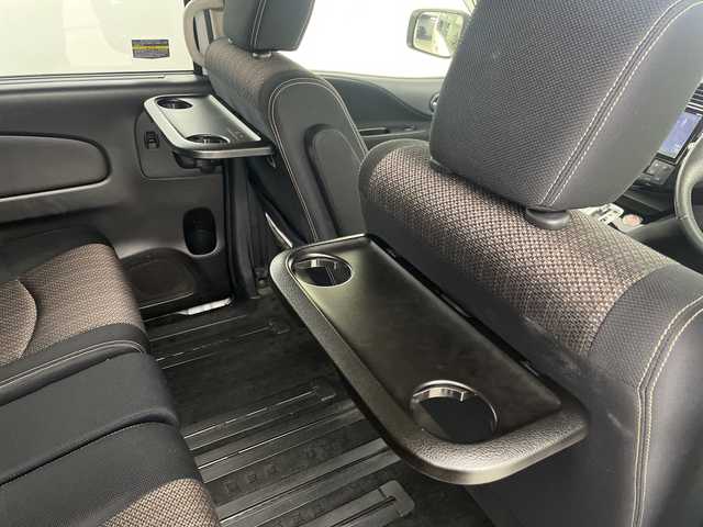 日産 セレナ HWS S HV Vセレ +Sefty 埼玉県 2015(平27)年 7.1万km ブリリアントホワイトパール 純正フリップダウンモニター/純正ナビ　(Bluetooth/HDMI/USB/CD/DVD/AUX/iPod/VTR)/フルセグテレビ/アラウンドビューモニター/両側パワースライドドア/ビルトインETC/クルーズコントロール/衝突被害軽減ブレーキ/車線逸脱警報/クリアランスソナー/プッシュスタート/フロアマット/オートLEDライト/純正16インチアルミホイール