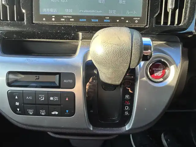 ホンダ Ｎ ＷＧＮ カスタム G ターボパッケージ 愛知県 2013(平25)年 7.1万km スマートブラック 純正8型ナビ【Bluetooth　CD DVD SD USB フルセグ　品番：VXM-VFEi】/バックカメラ/ETC/クルーズコントロール/オートライト/フォグランプ/ECON/ステアリングリモコン/パドルシフト/ハーフレザーシート/ドアバイザー/電動格納ドアミラー/純正アルミホイール/禁煙車