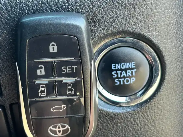 トヨタ ヴェルファイア Z Gエディション 静岡県 2019(平31)年 7.1万km グラファイトM トヨタセーフティーセンス/7人乗り/純正10インチナビ/FM/AM/CD/DVD/Bluetooth/SD/フルセグTV/クルーズコントロール/バックカメラ/ビルトインETC/両側電動スライドドア/LEDヘッドライト/オートライト/オートハイビーム/デジタルインナーミラー/ステアリングヒーター/全席パワーシート/メモリーシート/プッシュスタート/スマートキー/オットマン/純正18AW